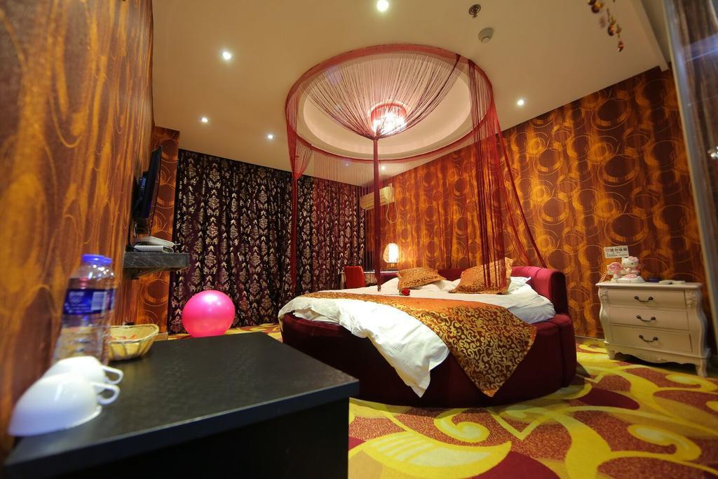 Zhuimei Theme Hotel Suzhou  Eksteriør billede